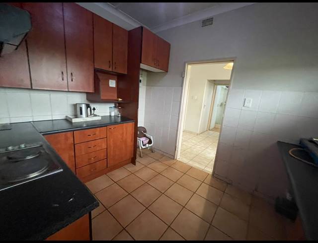 1 BEDROOM APARTMENT FOR SALE IN LAMBTON